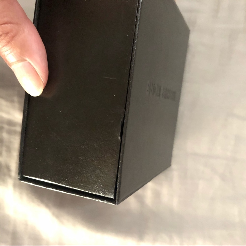 Authentic Michael Kors Box - Picture 7 of 12